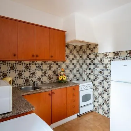 Barnabe - Ideal For Families Апартаменты Албуфейра